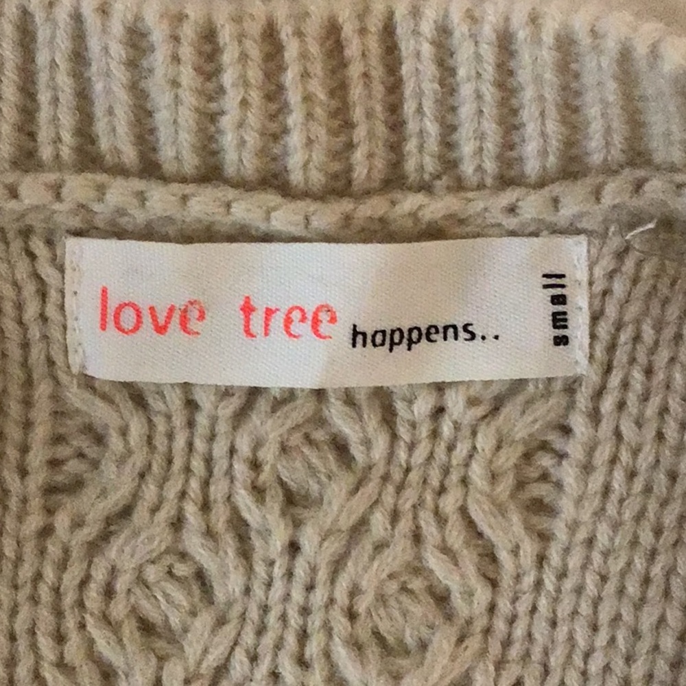 Sweater - Picture 4 of 5